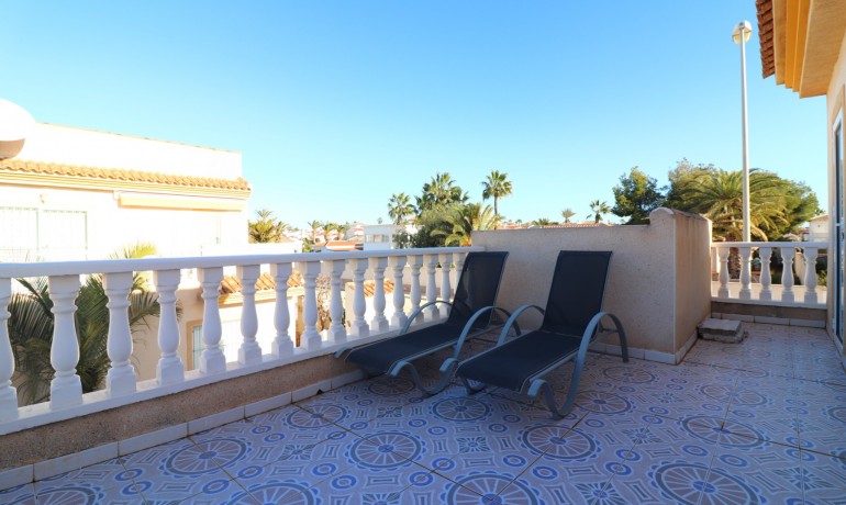 Herverkoop - Villa -
Ciudad Quesada - Ciudad Quesada - Town