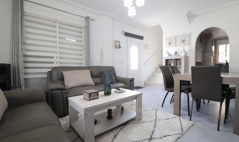 Herverkoop - Villa -
Ciudad Quesada - Ciudad Quesada - Town