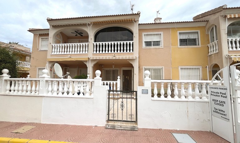 Herverkoop - Appartement / Flat -
Cuidad Quesada* - Doña Pepa