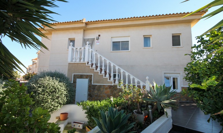 Herverkoop - Villa -
San Miguel de Salinas* - San Miguel de Salinas Alicante