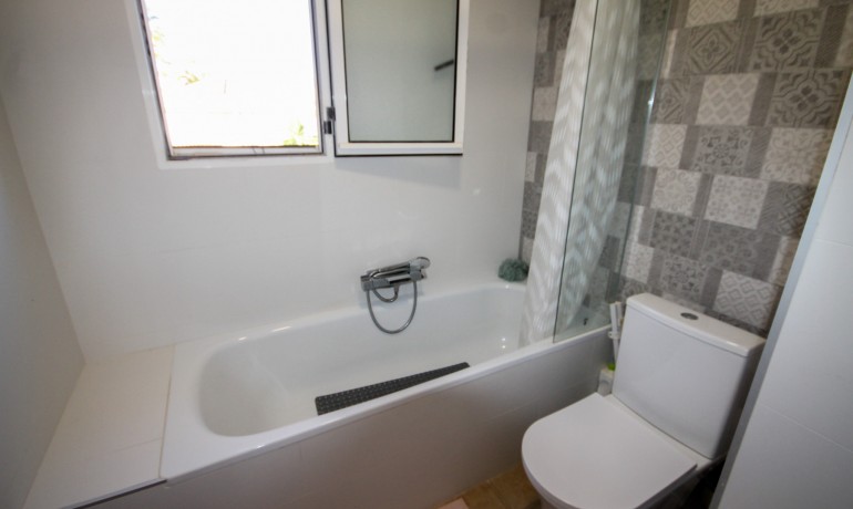 Herverkoop - Villa -
San Miguel de Salinas* - San Miguel de Salinas Alicante