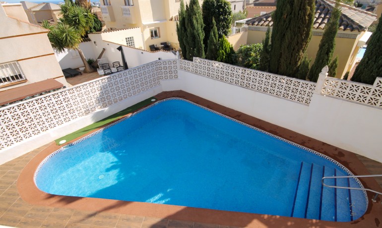 Herverkoop - Villa -
San Miguel de Salinas* - San Miguel de Salinas Alicante