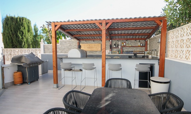 Herverkoop - Villa -
San Miguel de Salinas* - San Miguel de Salinas Alicante