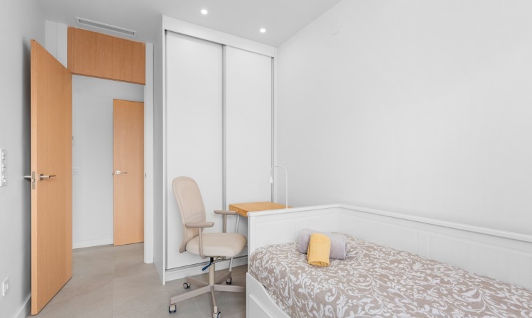 Herverkoop - Villa -
San Fulgencio - La Marina