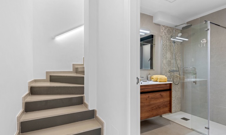 Herverkoop - Villa -
San Fulgencio - La Marina