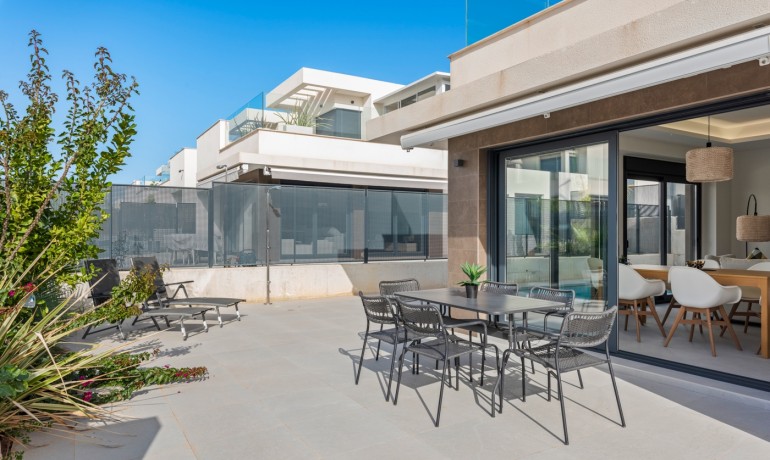 Herverkoop - Villa -
San Fulgencio - La Marina