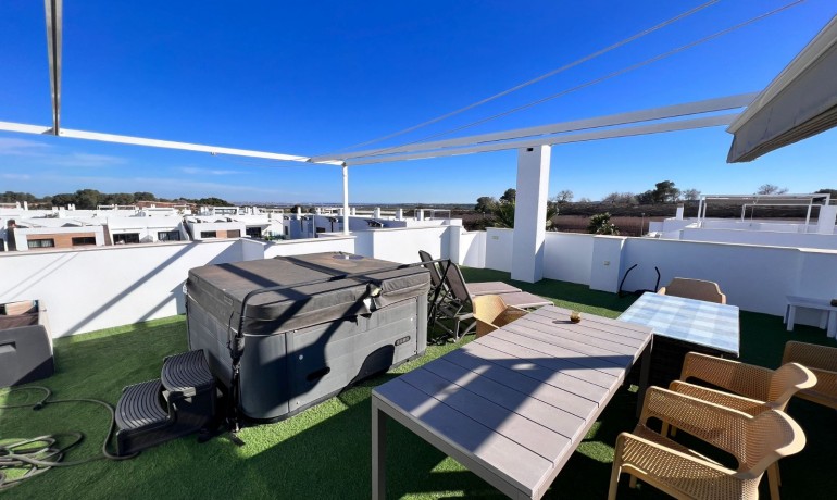 Herverkoop - Appartement / Flat -
Orihuela* - Vistabella Golf