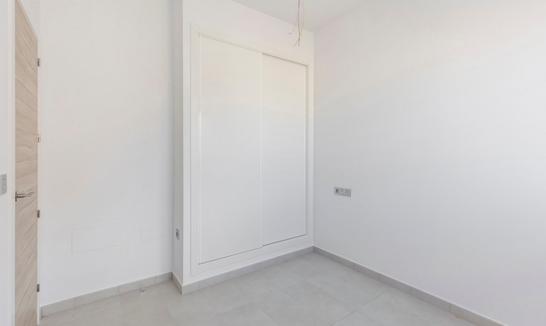 Venta - Villa -
Orihuela Costa