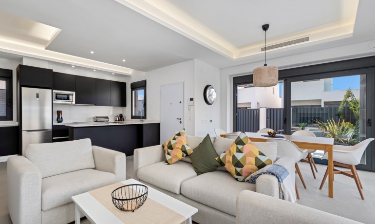 Herverkoop - Villa -
San Fulgencio - La Marina