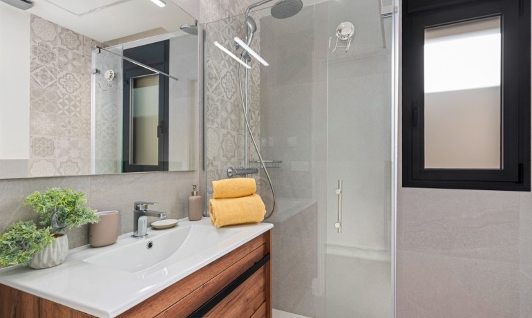 Herverkoop - Villa -
San Fulgencio - La Marina