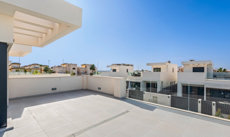 Herverkoop - Villa -
San Fulgencio - La Marina