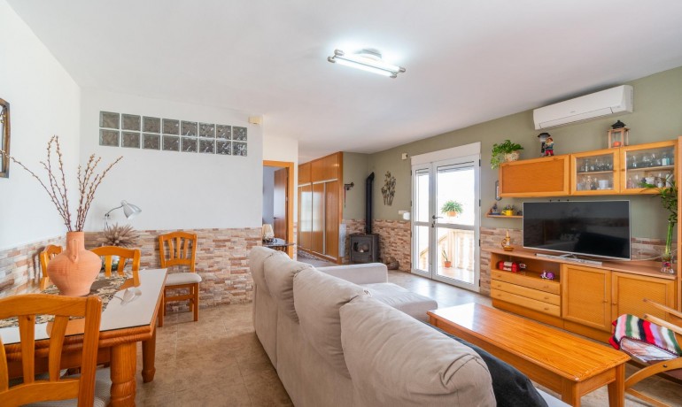 Sale - House -
Orihuela* - Desamparados-Hurchillo-Torremendo