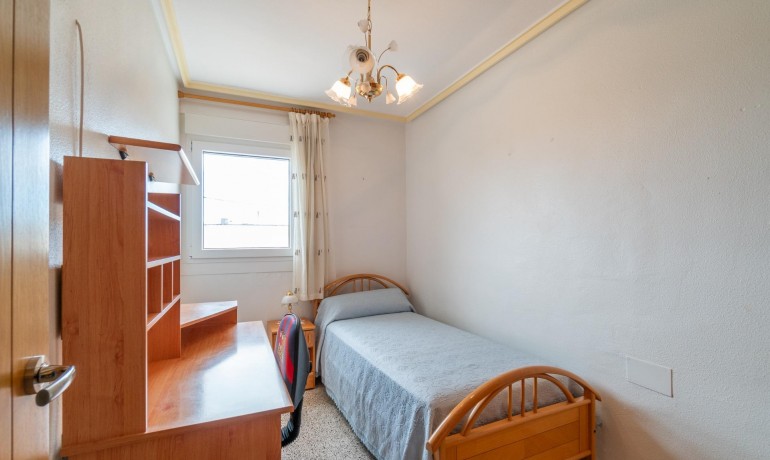 Sale - House -
Orihuela* - Desamparados-Hurchillo-Torremendo