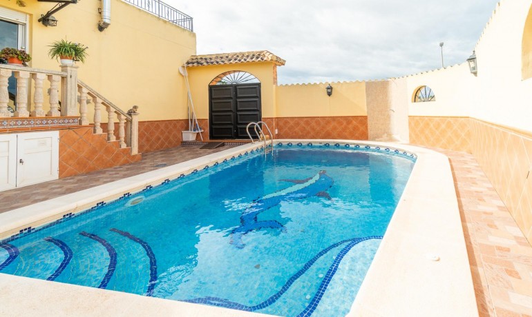 Sale - House -
Orihuela* - Desamparados-Hurchillo-Torremendo
