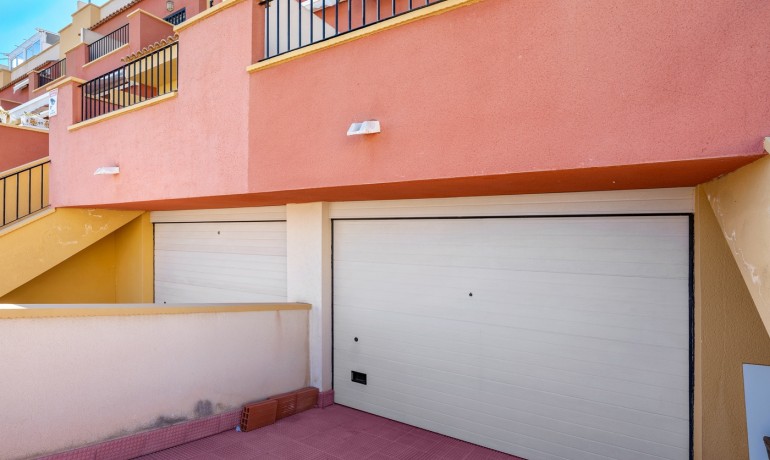 Herverkoop - Huis -
Orihuela Costa* - Los Dolses*