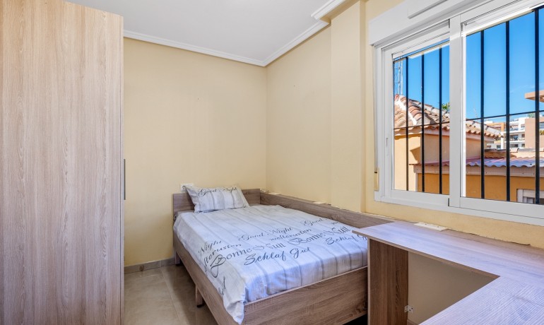 Herverkoop - Huis -
Orihuela Costa* - Los Dolses*