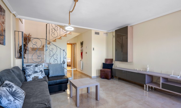 Herverkoop - Huis -
Orihuela Costa* - Los Dolses*