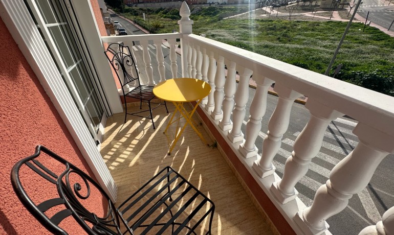 Herverkoop - Huis -
Bigastro