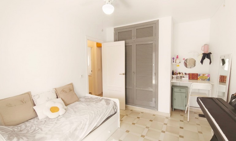 Herverkoop - Huis -
Orihuela Costa* - Villamartín