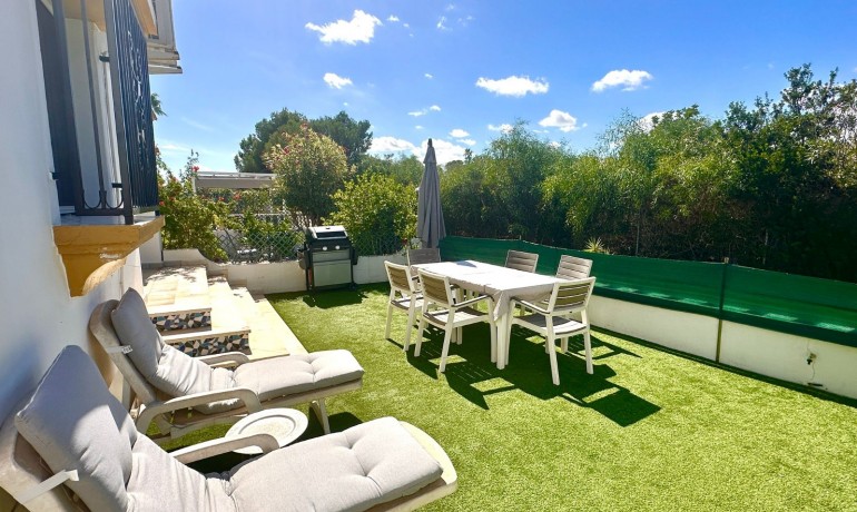 Herverkoop - Huis -
Orihuela Costa* - Villamartín