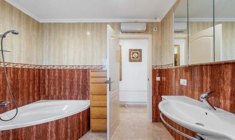 Herverkoop - Huis -
Cuidad Quesada* - Ciudad Quesada - Rojales