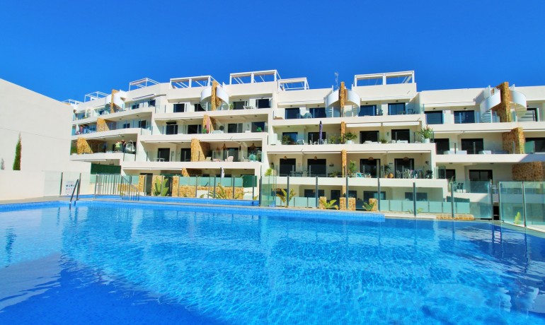 Sale - Apartment / Flat -
Villamartin