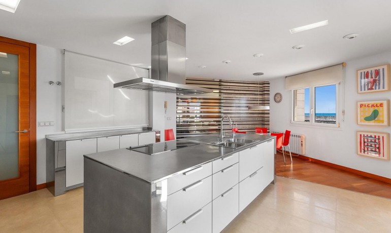 Herverkoop - Appartement / Flat -
Torrevieja* - Paseo maritimo