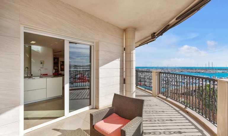 Herverkoop - Appartement / Flat -
Torrevieja* - Paseo maritimo