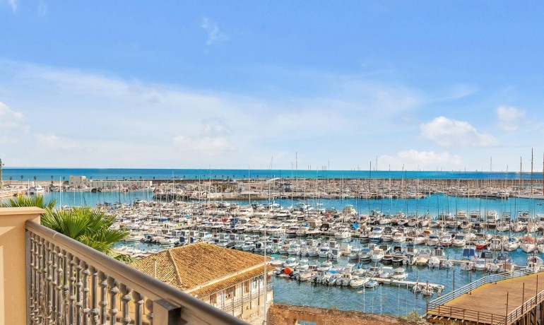 Herverkoop - Appartement / Flat -
Torrevieja* - Paseo maritimo