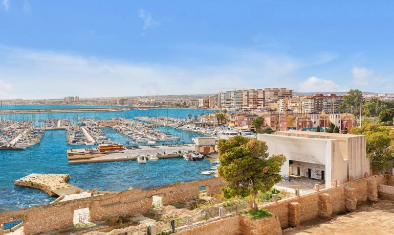 Herverkoop - Appartement / Flat -
Torrevieja* - Paseo maritimo
