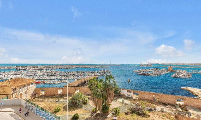 Herverkoop - Appartement / Flat -
Torrevieja* - Paseo maritimo