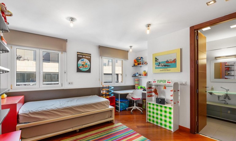 Herverkoop - Appartement / Flat -
Torrevieja* - Paseo maritimo