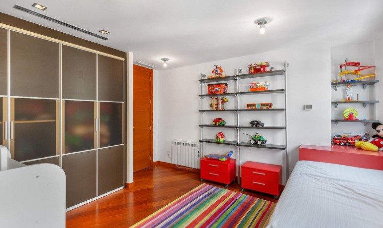 Herverkoop - Appartement / Flat -
Torrevieja* - Paseo maritimo