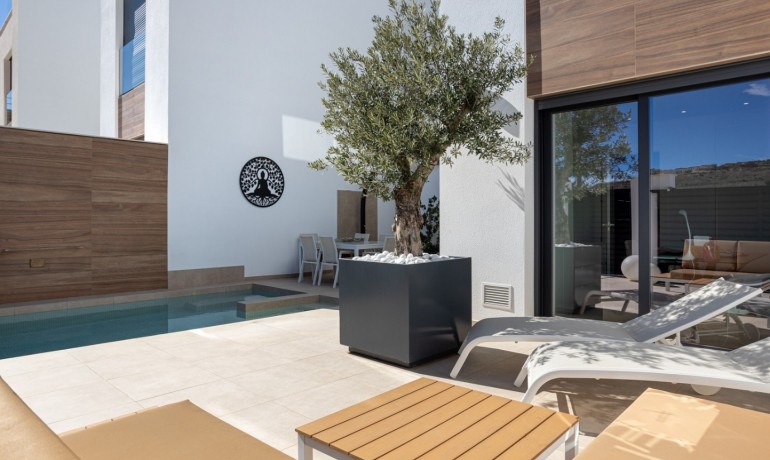 Herverkoop - Huis -
Benijofar*