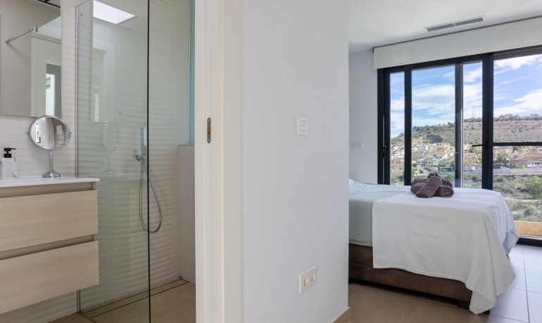 Herverkoop - Huis -
Benijofar*