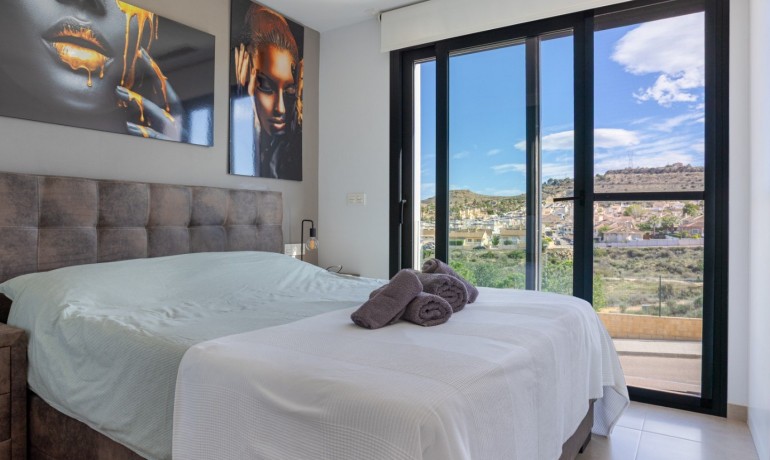 Herverkoop - Huis -
Benijofar*