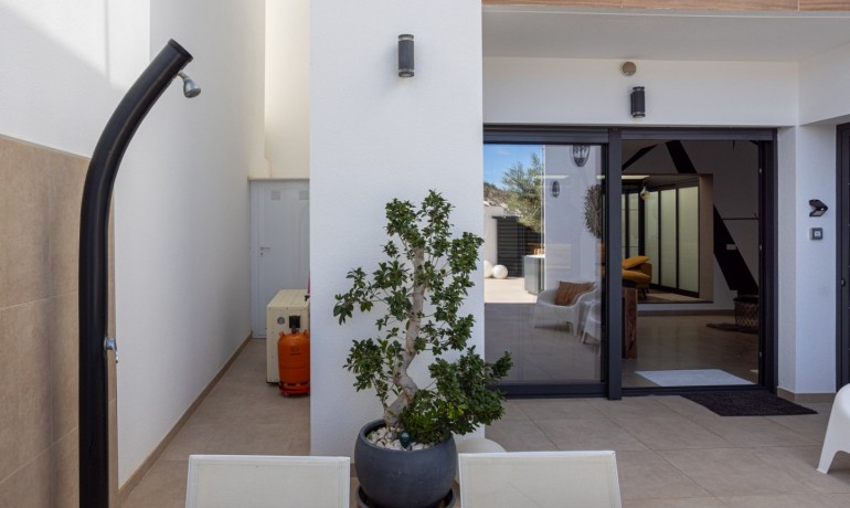 Herverkoop - Huis -
Benijofar*