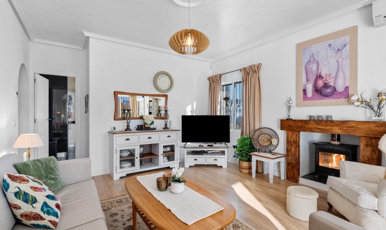 Herverkoop - Villa -
Ciudad Quesada - Doña Pepa