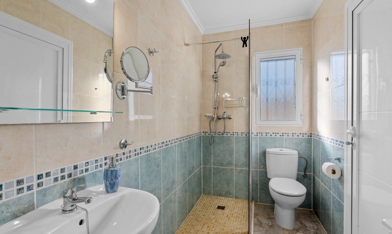 Herverkoop - Villa -
Ciudad Quesada - Doña Pepa