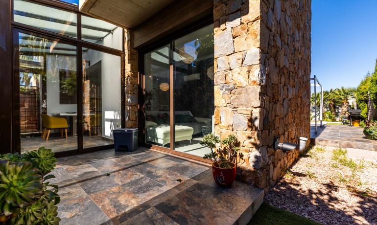 Herverkoop - Villa -
Orihuela Costa* - Lomas de Cabo Roig