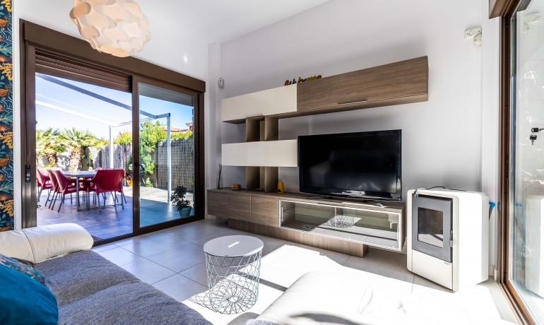 Herverkoop - Villa -
Orihuela Costa* - Lomas de Cabo Roig