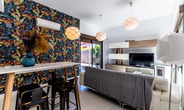 Herverkoop - Villa -
Orihuela Costa* - Lomas de Cabo Roig