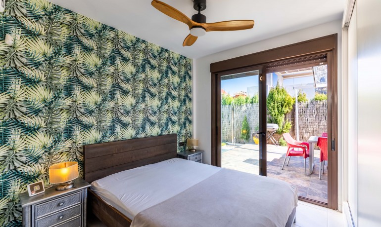 Herverkoop - Villa -
Orihuela Costa* - Lomas de Cabo Roig