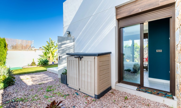 Herverkoop - Villa -
Orihuela Costa* - Lomas de Cabo Roig