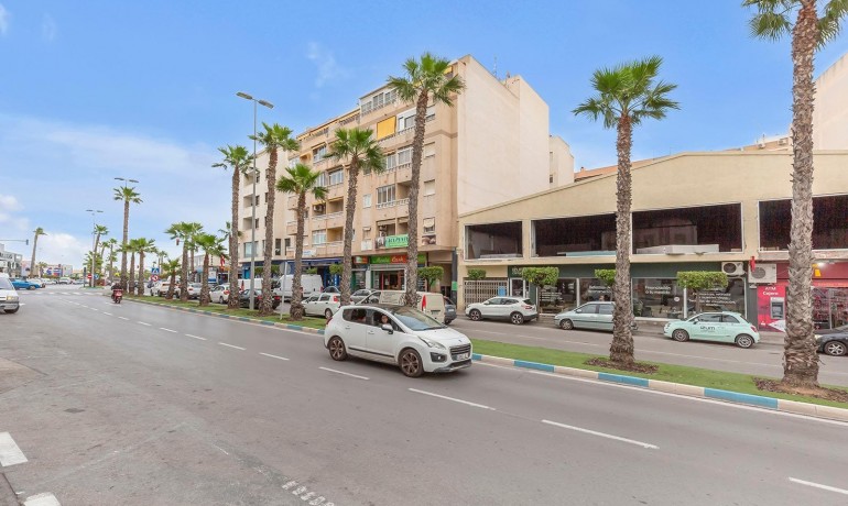 Herverkoop - Appartement / Flat -
Torrevieja* - Centro