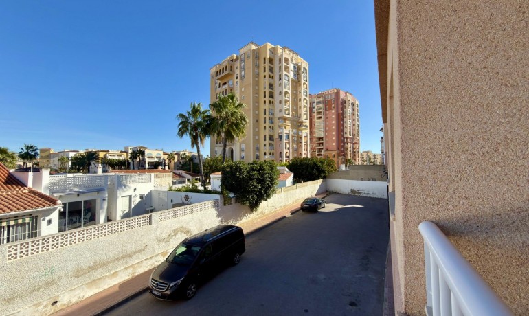 Herverkoop - Appartement / Flat -
Torrevieja - Playa de los Locos