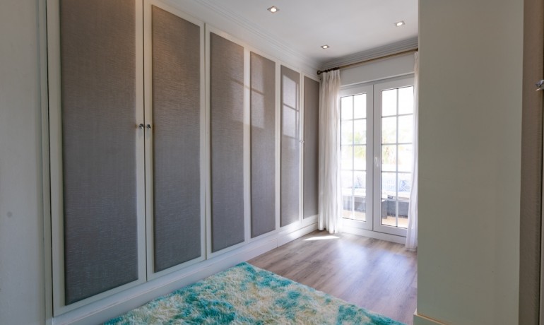 Venta - Villa -
Las Ramblas