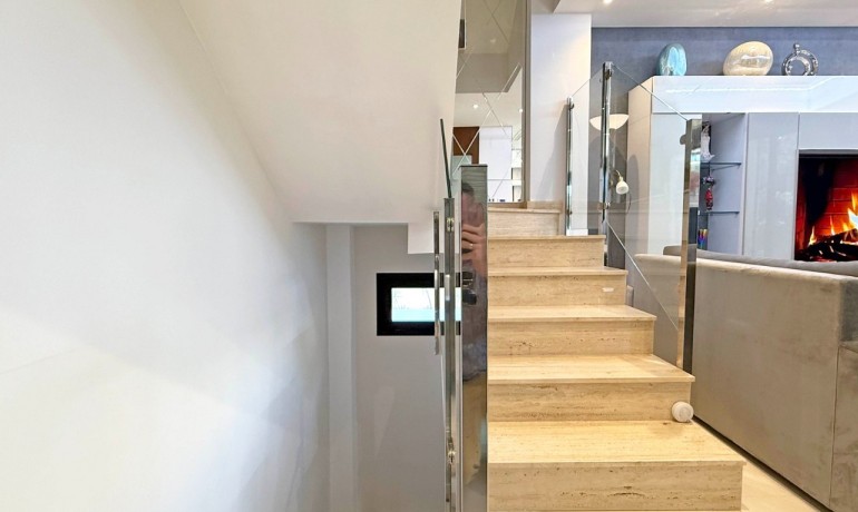 Sale - Villa -
Orihuela Costa* - Villamartin*