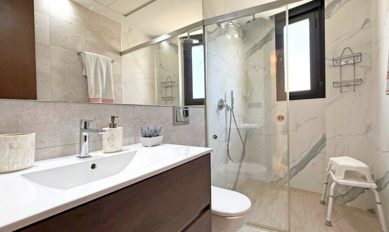 Sale - Villa -
Orihuela Costa* - Villamartin*