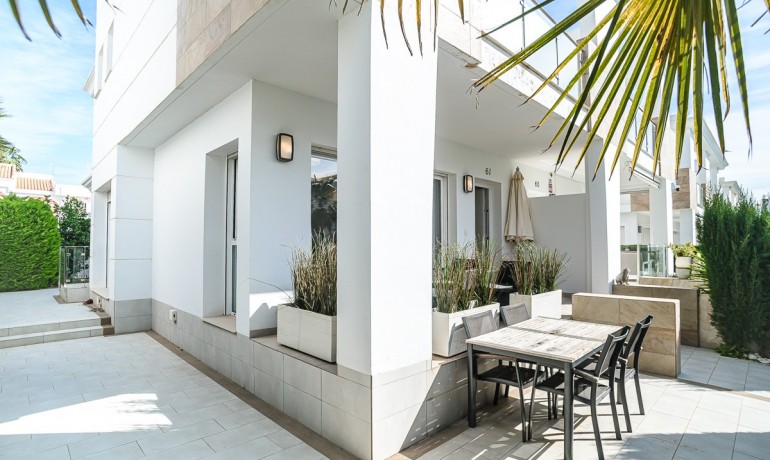 Herverkoop - Villa -
Cuidad Quesada* - CIUDAD QUESADA